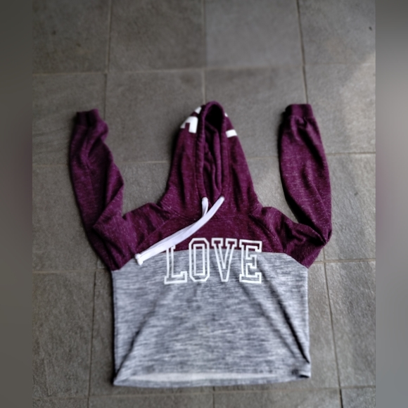 Reflex Womens medium Love Logo Pullover Blended Cotton Burgundy Hoodie crop top - Picture 2 of 12